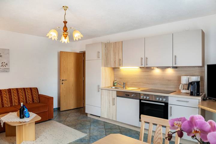 Ganze Wohnung, Ferienwohnung "Sterngucker Suite" mit Bergblick, Gemeinschaftsgarten und WLAN in Leutasch, Innsbruck Land