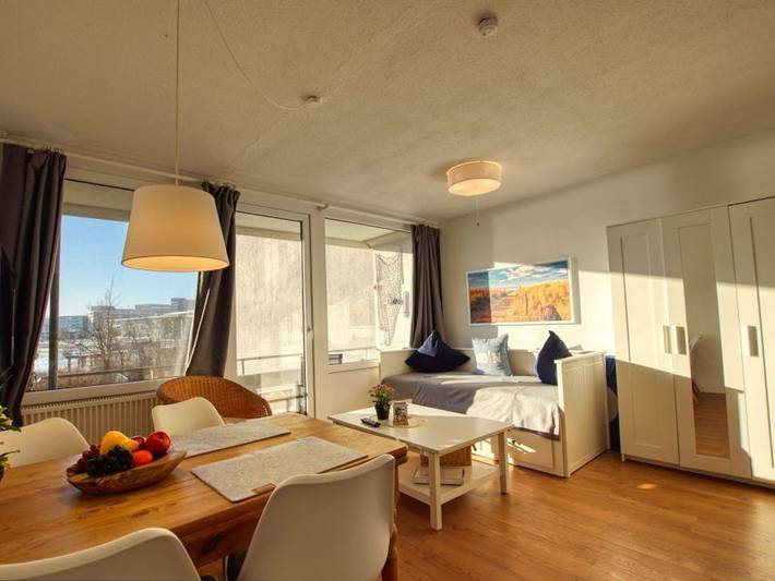 Ferienwohnung für 3 Personen, mit Seeblick und Balkon sowie Ausblick, mit Haustier in Heiligenhafen