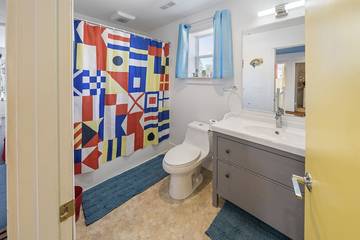 Cottage for 13 Guests in Huron, Lake Erie, Picture 2