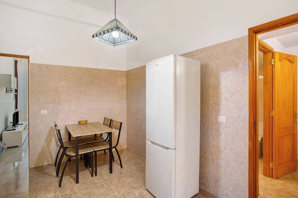 Entire apartment, Apartment 'Santa Cruz De La Palma Rubi 1' with Mountain View and Wi-Fi in Santa Cruz de La Palma, La Palma South