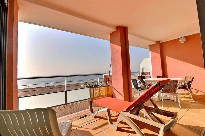 Gîte pour 6 personnes, avec balcon/terrasse, adapté aux familles dans Office De Tourisme De Valras Plage