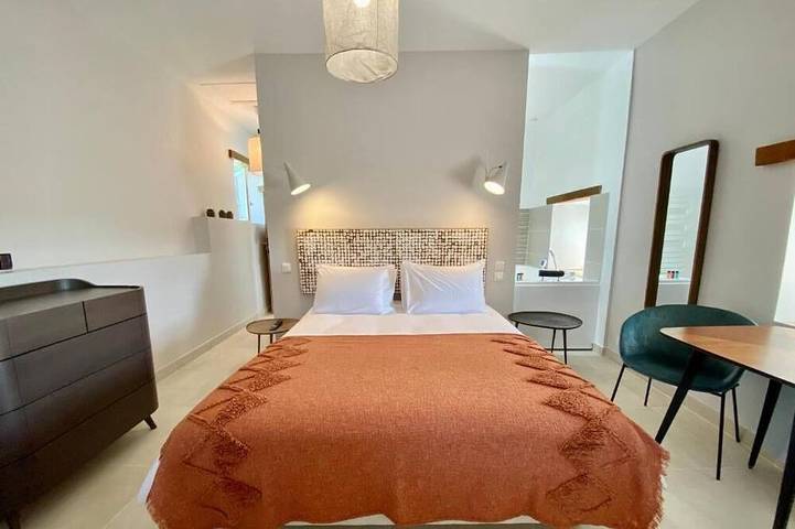 Maison d’hôte pour 2 personnes, avec Jardin et Piscine