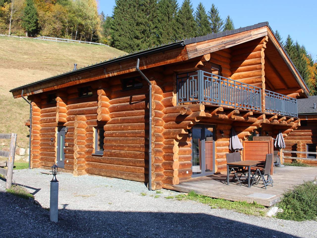 Authentisches Blockhaus nahe Top-Skigebiet
 in Hermagor-Pressegger See, Bezirk Hermagor