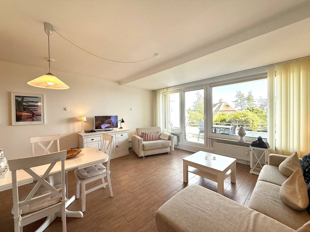 Ganze Ferienwohnung, Halligblick Nr. 11 - Appartement mit Meerblick, Schwimmbad und Sauna in Greveling, Wyk auf Föhr
