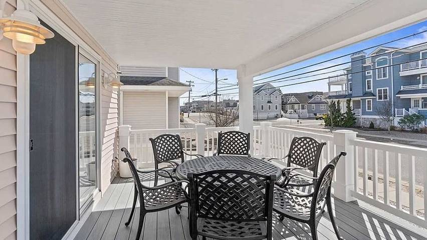 Vacation rental for 10 people, with balcony in Avalon (NJ)