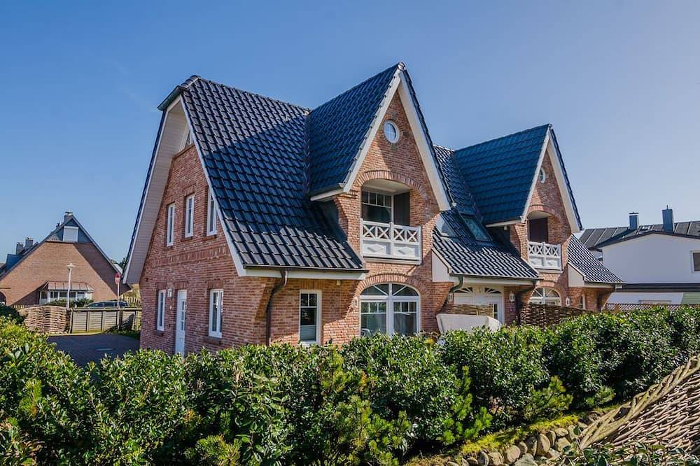 Ganze Wohnung, 3-Zimmer-Ferienwohnung mit Balkon in Strandnähe. in Westerland, Sylt (Gemeinde)