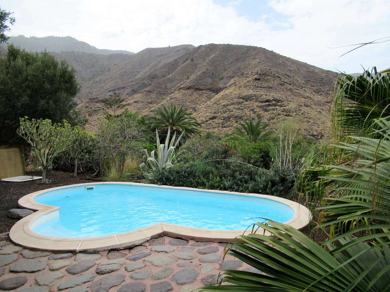 Casa con piscina privada, Wifi y jardín en Agaete in El Risco, Agaete
