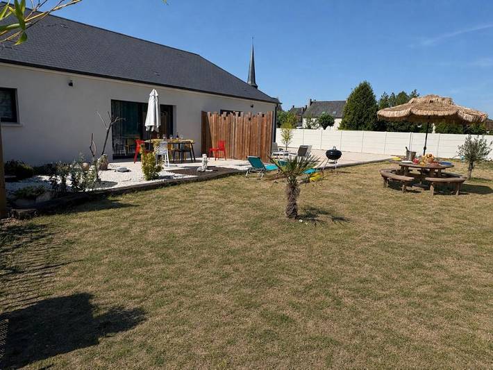 Location de vacances pour 8 personnes, avec Terrasse ainsi que Jardin et Vue à Gy-en-Sologne - 3