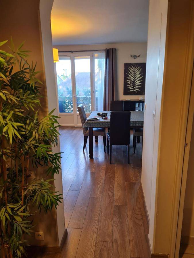 Appartement entier, Two-Bedroom Apartment in Pontorson, Région d'Avranches