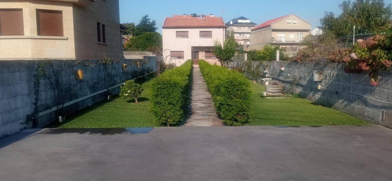 Six-Bedroom House in Praia dos Carcamáns (A Illa de Arousa), Isla de Arosa