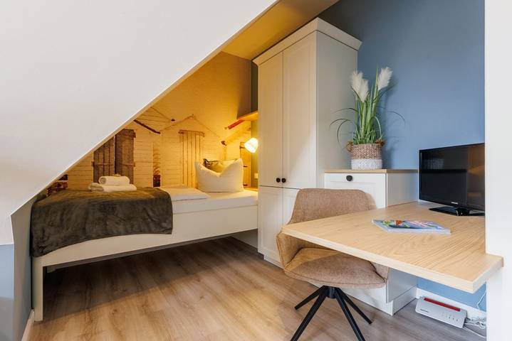 Ferienhaus für 7 Personen, mit Garten und Seeblick sowie Sauna in Zingst - 3