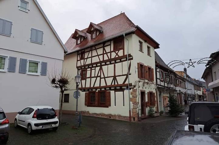 Ferienhaus für 4 Personen, mit Balkon und Sauna in Bad Bergzabern
