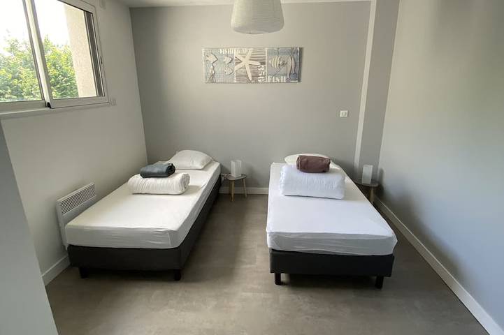 Location de vacances pour 8 personnes, avec balcon et jardin dans Yquelon - 2