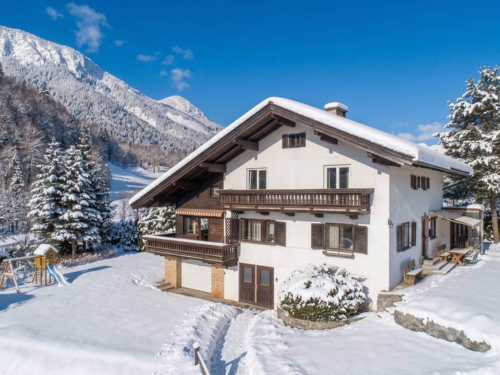 Ferienhaus für 10 Personen, mit Balkon und Garten in Kaisergebirge