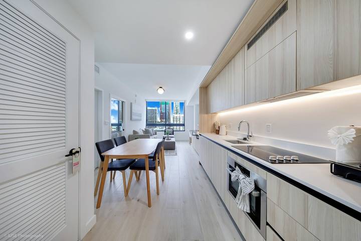 Ganze Wohnung, Ferienwohnung für 4 Personen mit Pool in Miami, Florida
