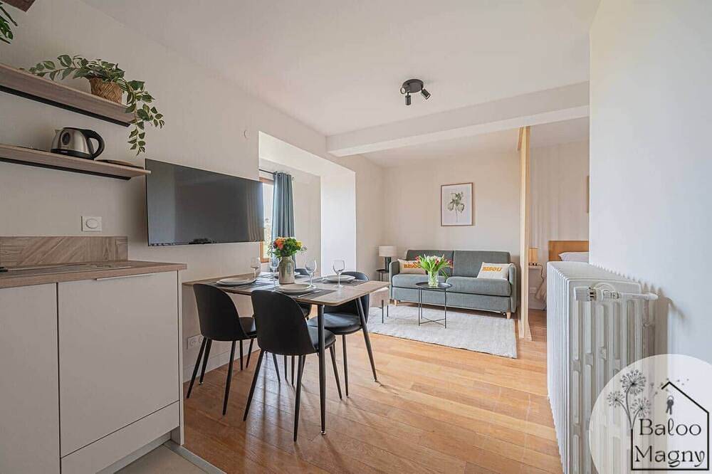 Entire apartment, Le Refuge de Bagheera -Charme & Confort Disneyland in Magny-le-Hongre, Seine-et-Marne