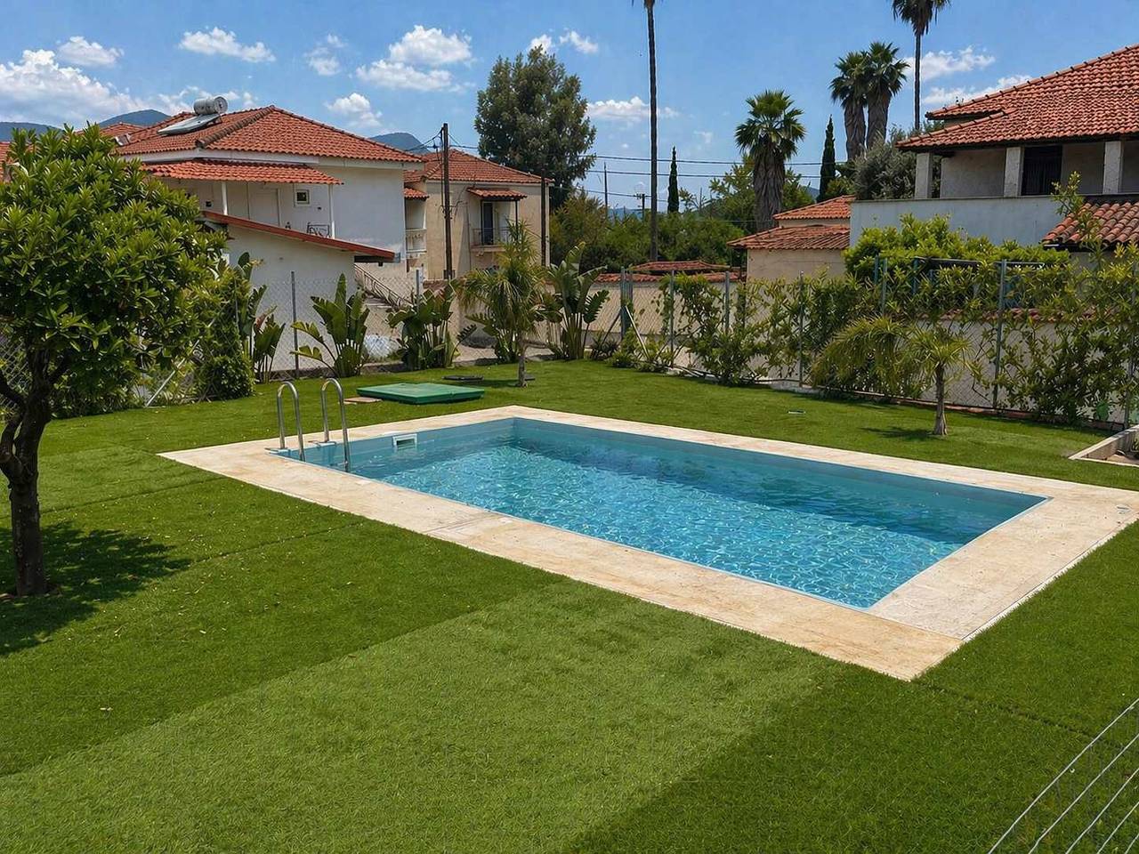 Ganze Wohnung, Ferienwohnung für 4 Personen mit Pool in Kalamata, Messenien