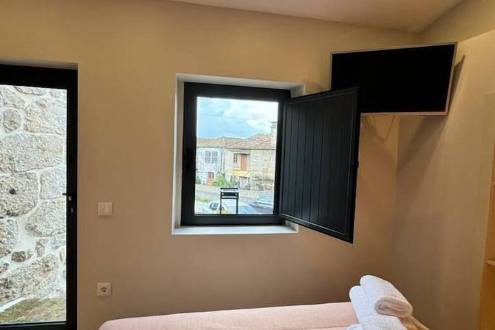 Gîte pour 12 personnes, avec jardin et balcon dans Alpendurada - 4