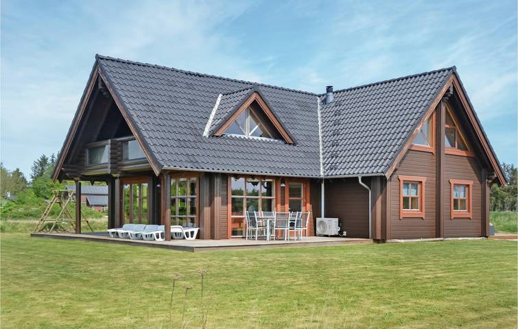 Ferienhaus für 8 Personen, mit Terrasse und Garten am Ringkøbing Fjord