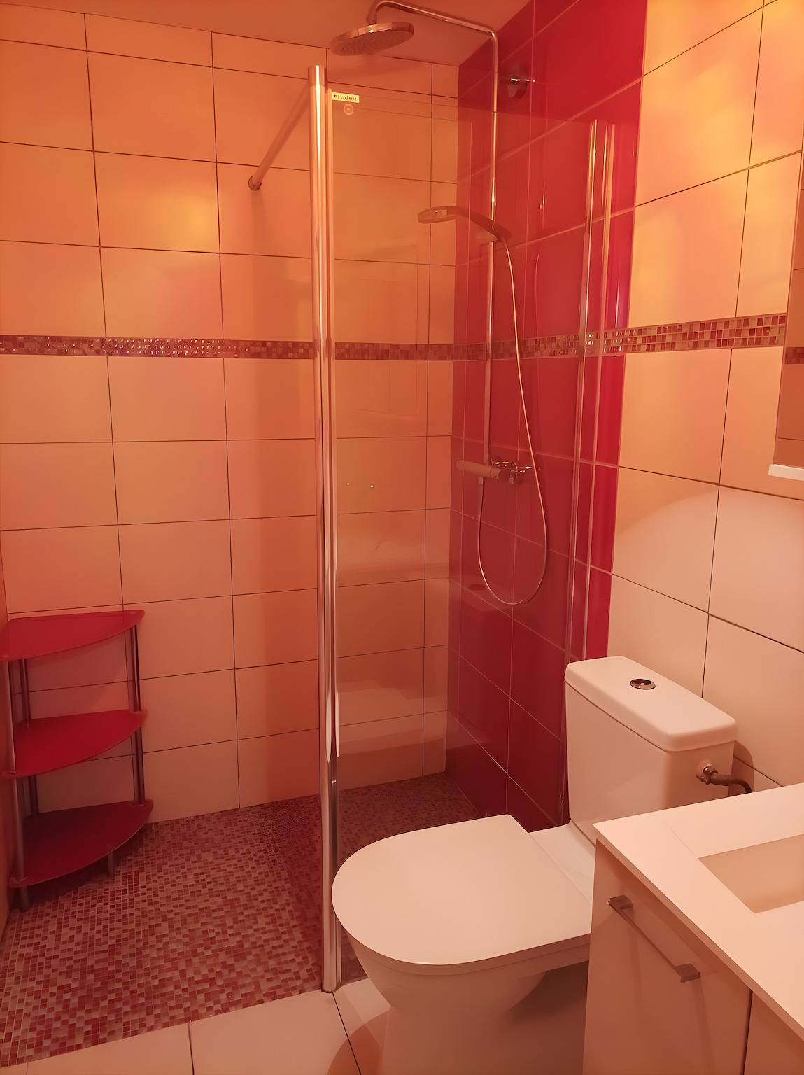 Ganze Wohnung, Apartment 'Détente' mit Balkon und Wlan in Chamole, Französischer Jura