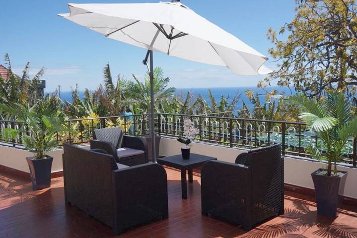 Maison d’hôte pour 2 personnes, avec piscine ainsi que jardin et jacuzzi à Ponta do Sol - 4