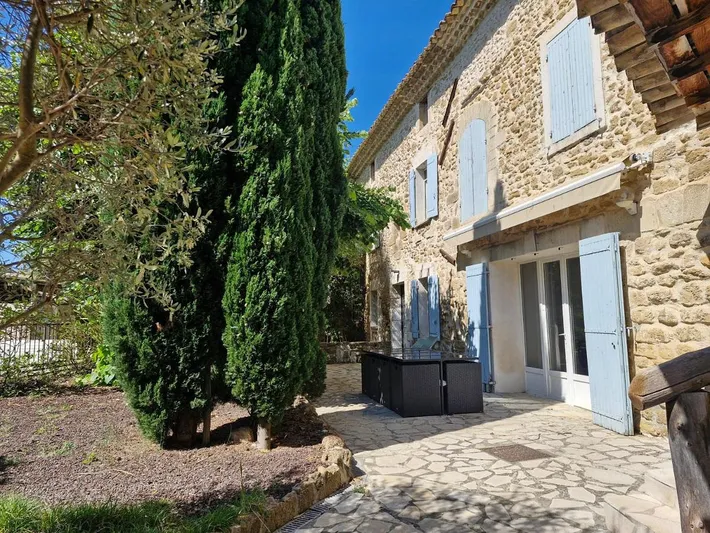 Villa pour 13 personnes, avec piscine et jardin - 1