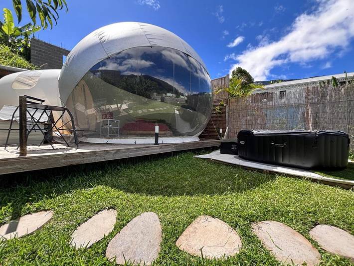 Tente pour 2 personnes, avec terrasse ainsi que jardin et vue sur l' Île de la Réunion - 2