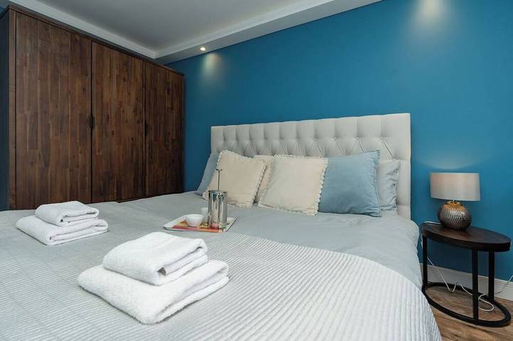 Open Mind Property - Hot Tub Retreat Sleeps 9 in Bournemouth, Angleterre du Sud-Ouest