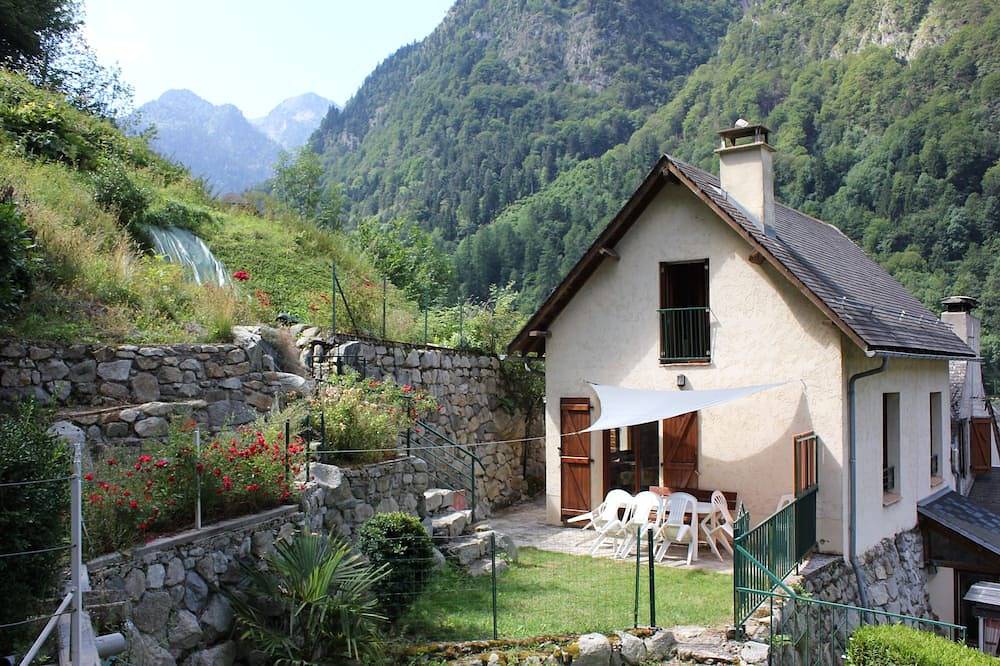 Gîte pour 8 Personnes dans Cauterets, Pyrénées
