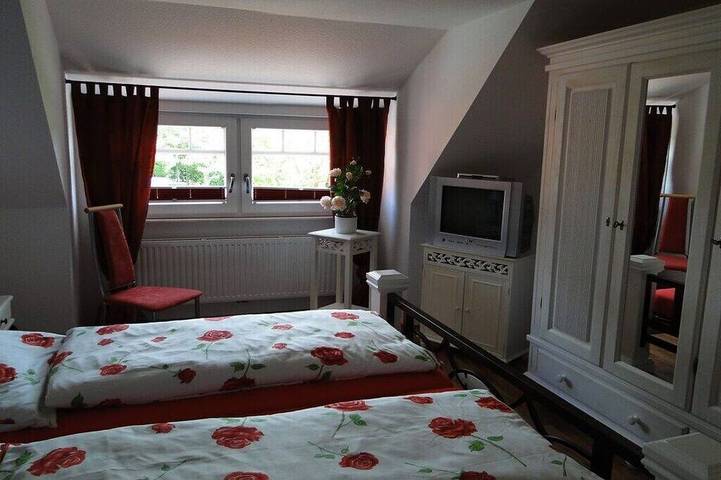 Ferienhaus für 4 Personen, mit Terrasse, mit Haustier in Upgant-Schott - 3