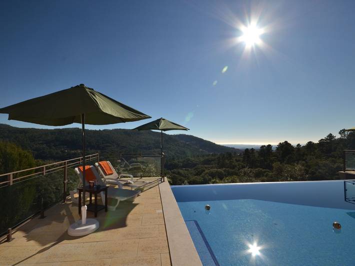 Location de vacances pour 6 personnes, avec piscine ainsi que jardin et terrasse à Monchique - 3