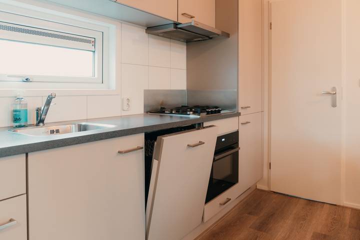 Vakantieappartement voor 6 personen, with kinderzwembad and zwembad as well as terras and tuin, kindvriendelijk in Voorthuizen