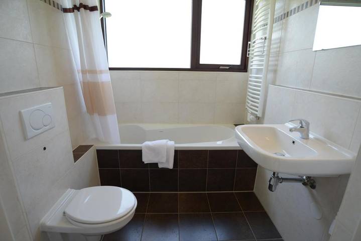 Chalet für 6 Personen, mit Garten und Ausblick, mit Haustier auf Texel - 4
