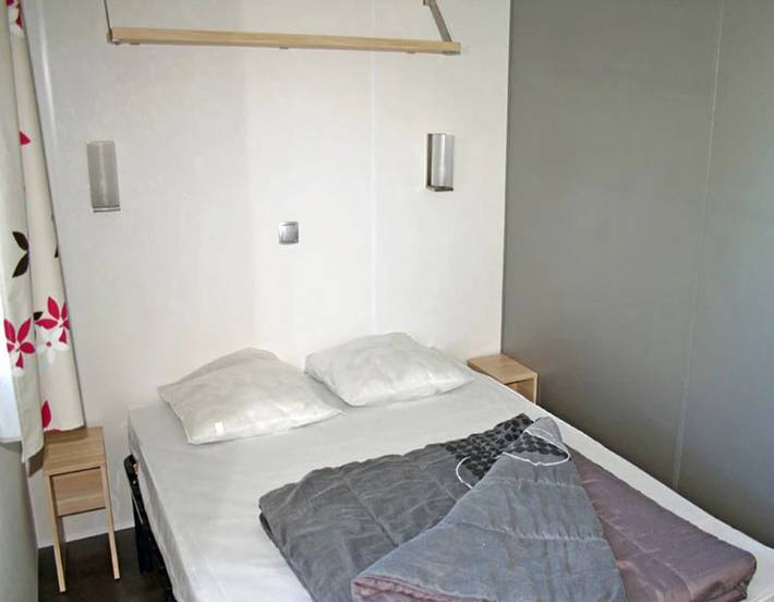 Camping pour 4 personnes, avec bassin pour enfant à Saint-Cyprien - 4