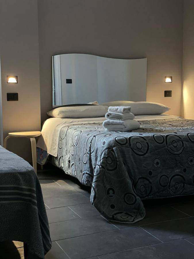 Location de vacances pour 4 personnes, avec terrasse et jacuzzi à Adrano - 2