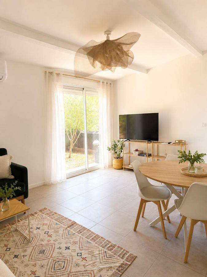 La Maison du Cerisier in Manosque, Parc naturel régional du Luberon