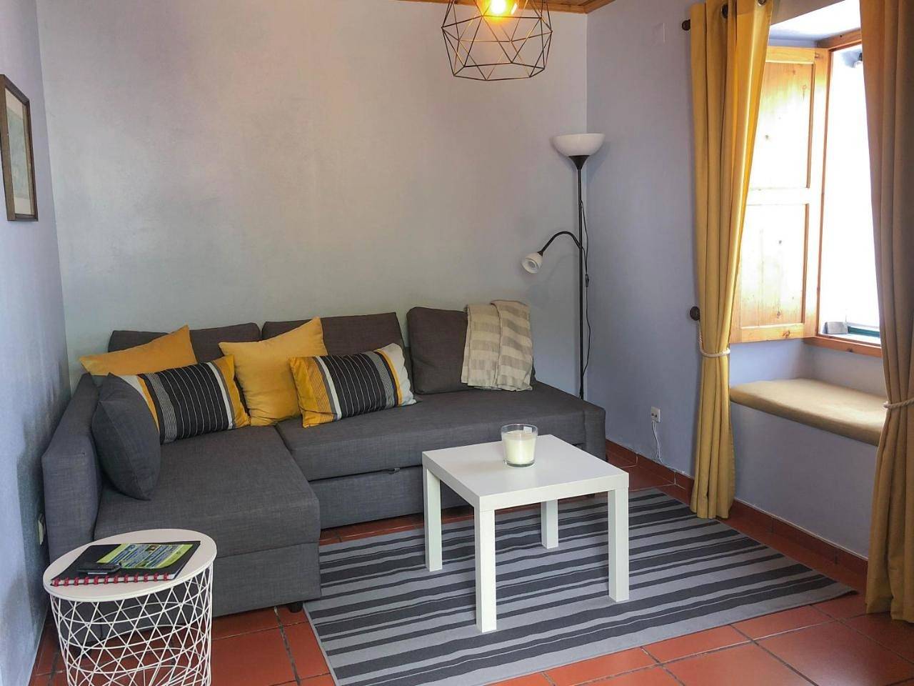 Apartamento inteiro, One-Bedroom Apartment in Cabo da Praia, Terceira