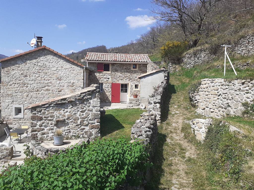 Chambre d'hôte les Terrasses de Collanges - Chambre in Saint-Pierre-de-Colombier, Parc naturel régional des Monts d'Ardèche