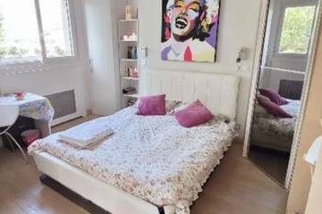 Appartement De Vacances pour 4 Personnes dans Neuilly-sur-Seine, Hauts-de-Seine, Photo 1