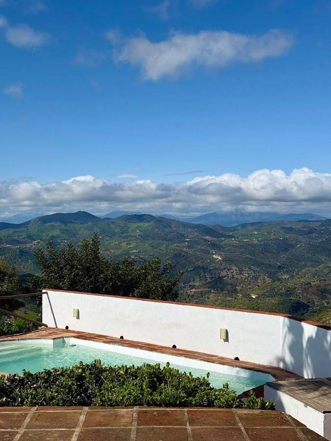 Casa rural para 8 personas, con piscina además de jardín y vistas en Almogía - 2