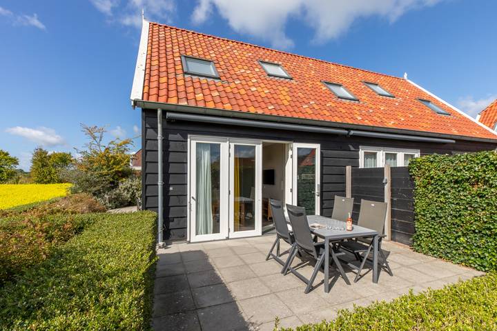 Ferienhaus für 3 Personen, mit Terrasse und Garten, mit Haustier in Oostkapelle