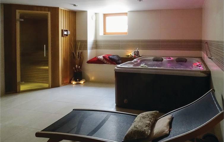 Ganze Ferienwohnung, Ferienwohnung für 7 Personen mit Terrasse in Untersteiermark