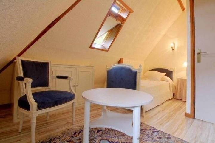 Gîte pour 8 personnes, avec jardin à Bareilles - 4