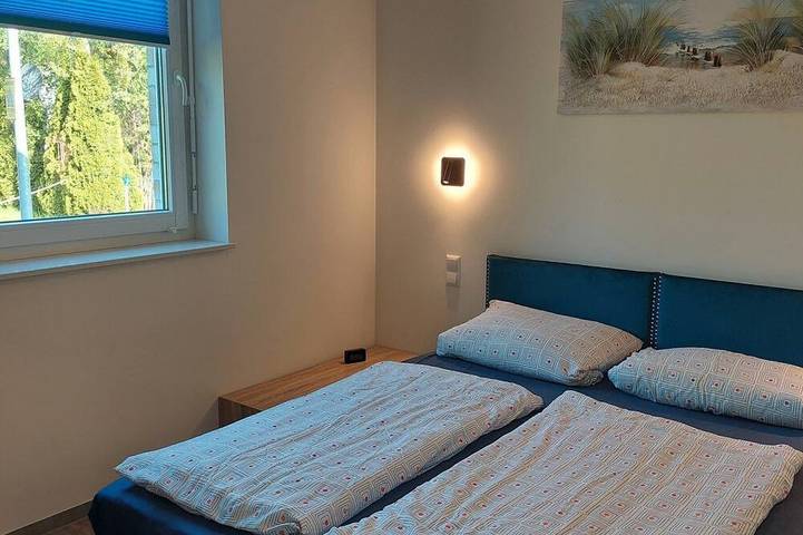Ferienhaus für 6 Personen, mit Terrasse und Garten sowie Sauna in Trassenheide - 4