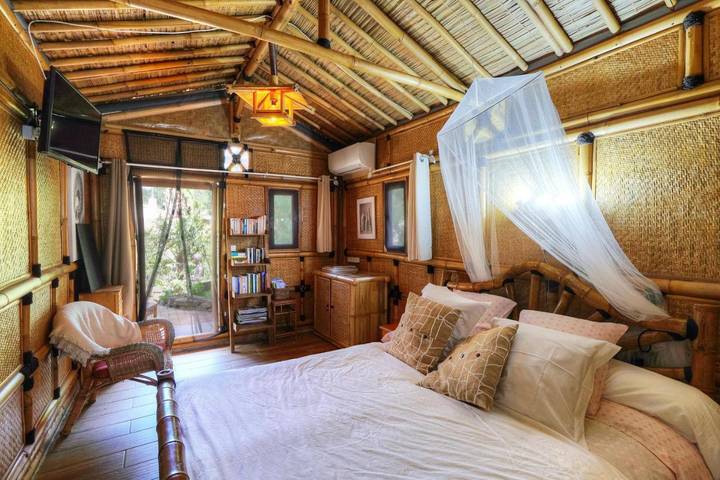 Gîte pour 2 personnes, avec jacuzzi ainsi que jardin et piscine à Corbès - 4