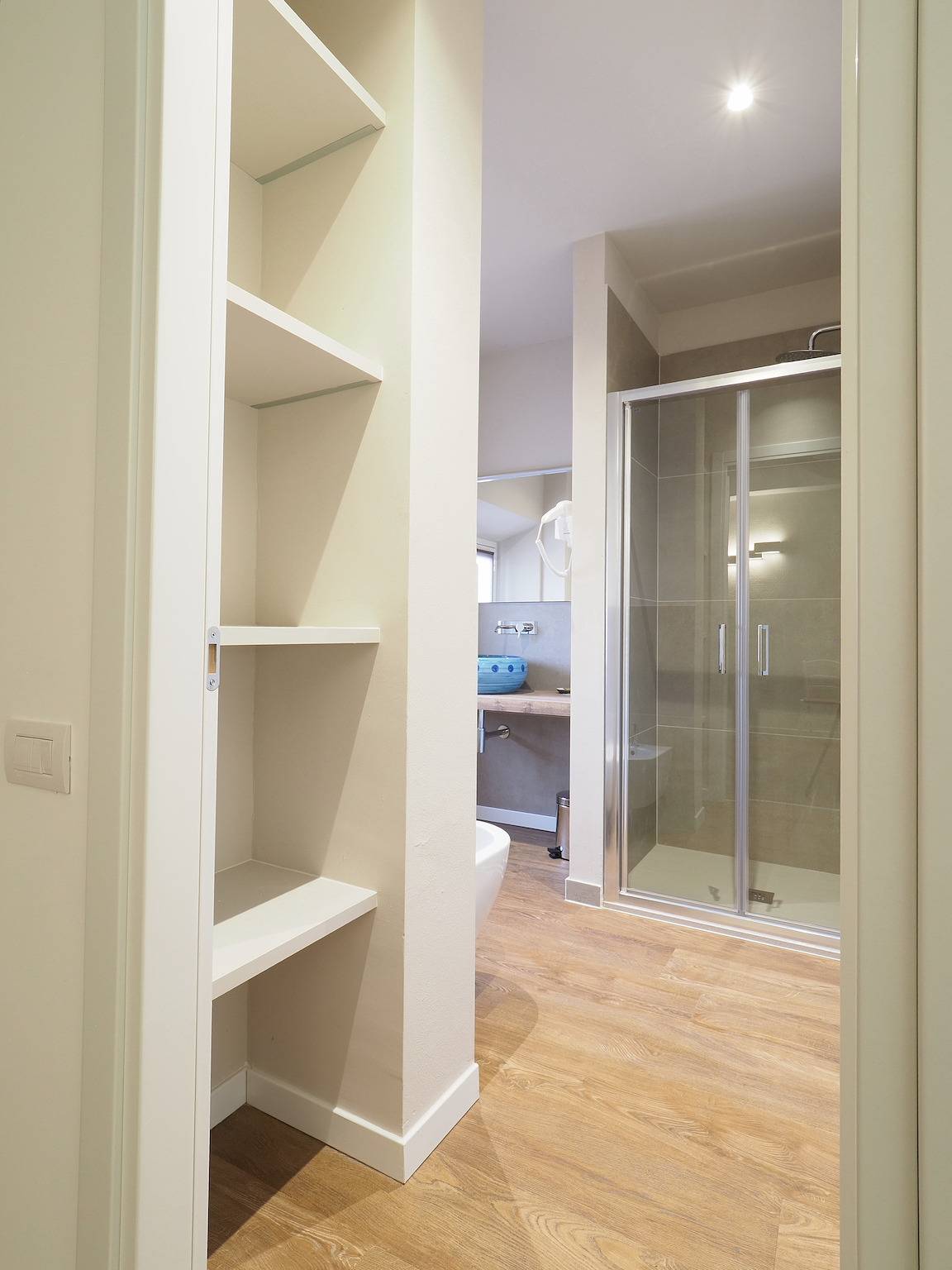 Ganze Ferienwohnung, Relais Dogana - Room 4 in Moniga del Garda, Gardasee-Berge