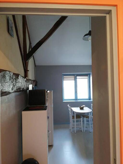 Gîte pour 2 personnes, avec Balcon ainsi que Terrasse et Jardin dans Grièges - 4