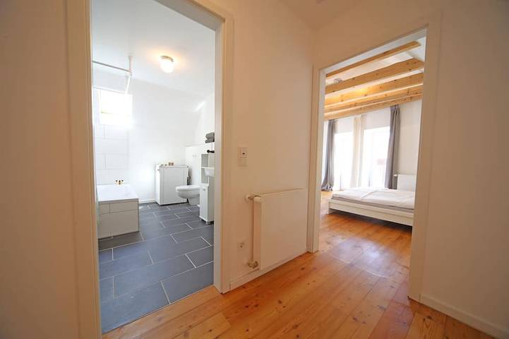 \"Hofhaus\": acogedora casita con jardín Xl y patio mediterráneo, Mainz-Finthen in Maguncia, Hesse Renano