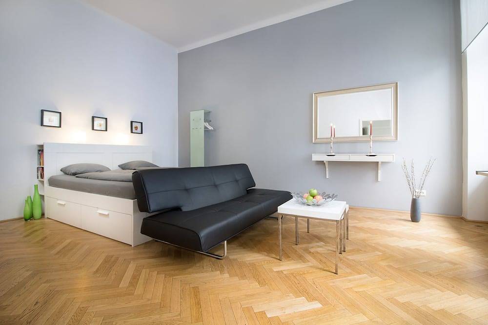 Apartamento inteiro, Recém-renovado uma curta distância Apartment-3 min para centro histórico da cidade in Viena, Floresta de Viena
