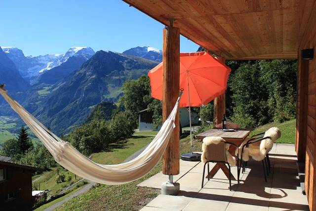 Ganze Ferienwohnung, Appartement Sycamore Lodge Nr. 14 - 3.5 Zimmer Ferienwohnung in Glarus Süd, Kanton Glarus